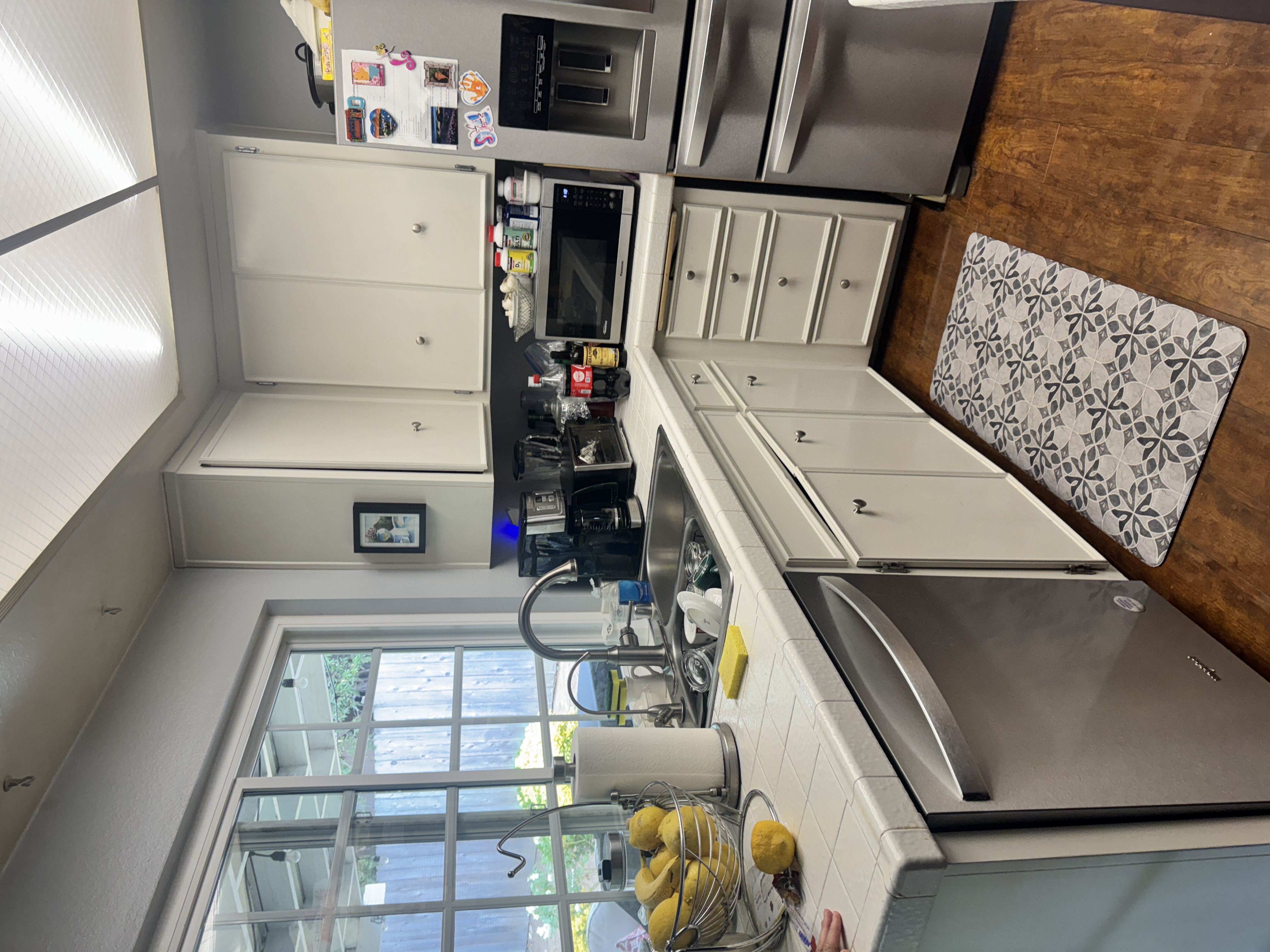 melrose kitchen photo 6